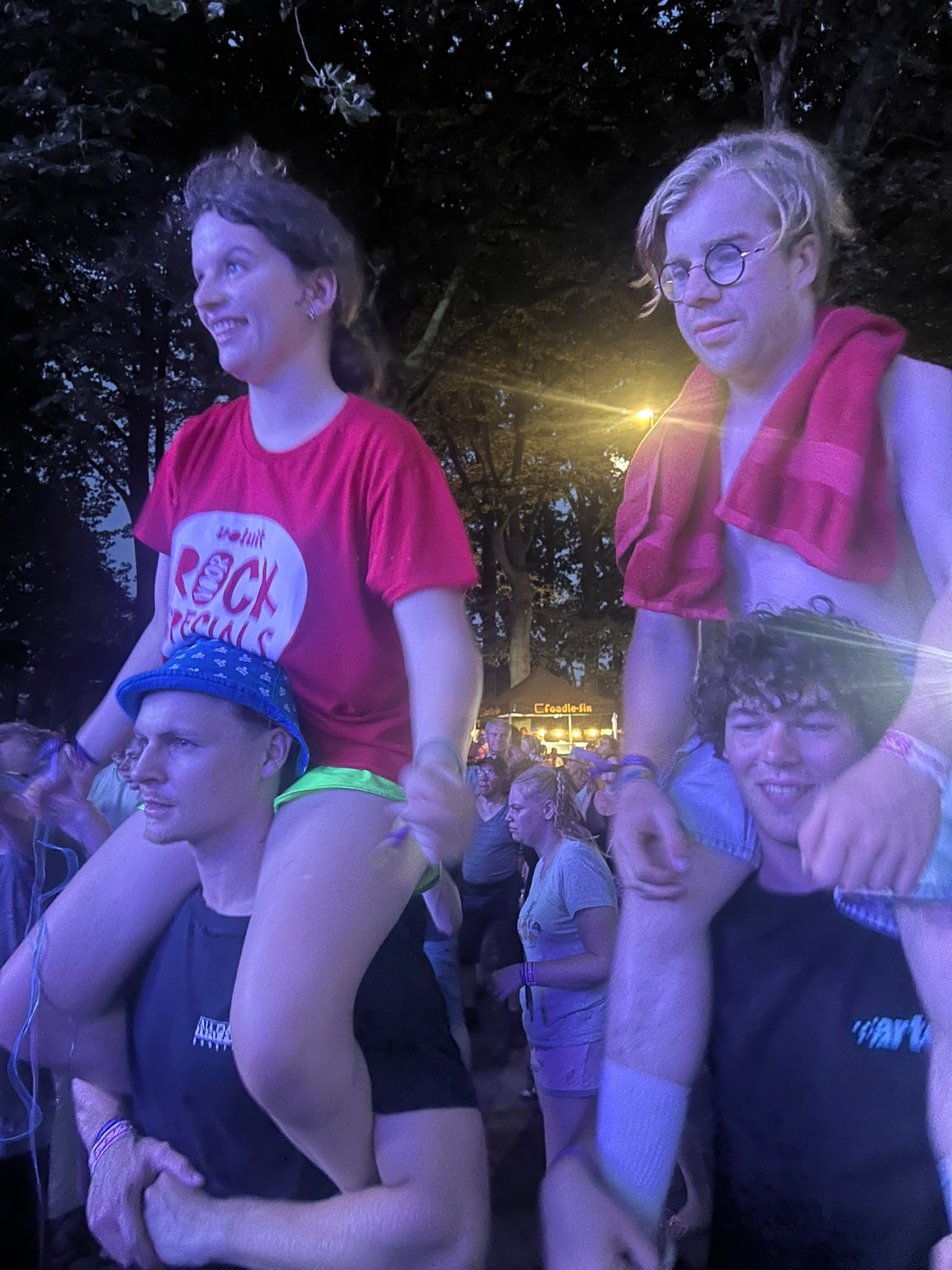Concertmoment bij Rock for Specials